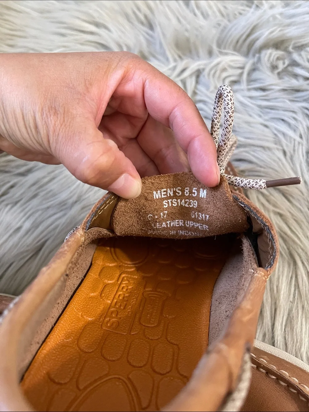 Sperry Men’s Brown Leather Boat Shoes with White Sole and Patterned Laces